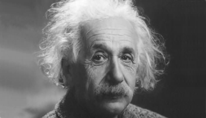 آلبرت اینشتین